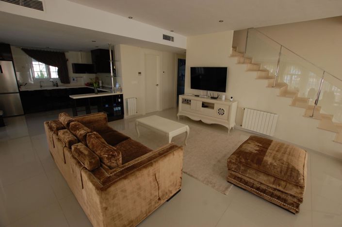 Image No.20-5 Bed Villa for sale