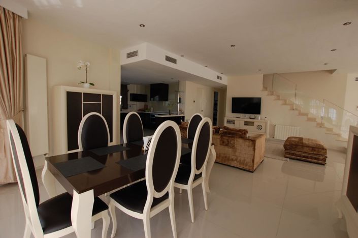 Image No.22-5 Bed Villa for sale