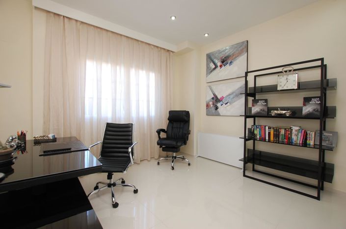 Image No.29-5 Bed Villa for sale