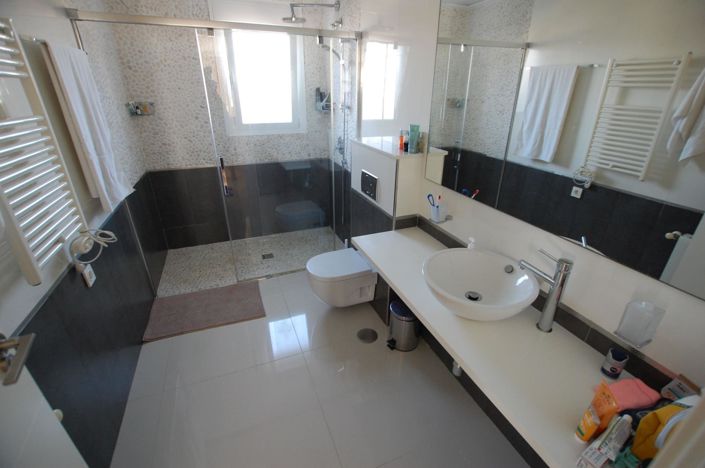 Image No.31-5 Bed Villa for sale