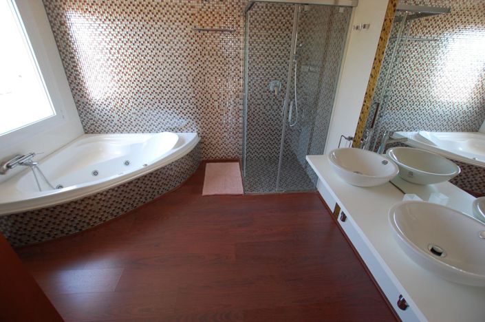 Image No.32-5 Bed Villa for sale