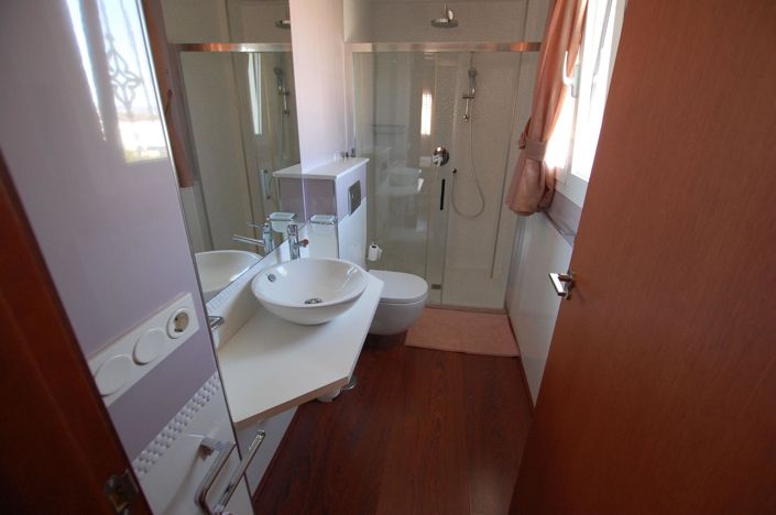 Image No.33-5 Bed Villa for sale