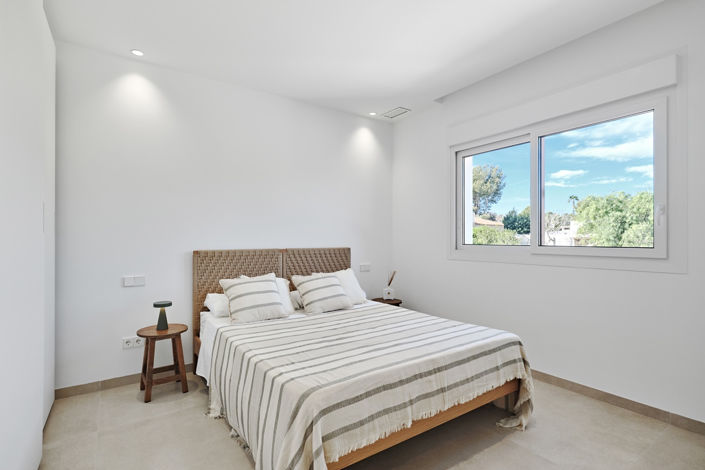 Image No.17-3 Bed Villa for sale