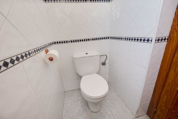 Image No.16-2 Bed Apartment for sale