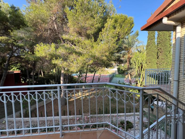 Image No.17-4 Bed Villa for sale