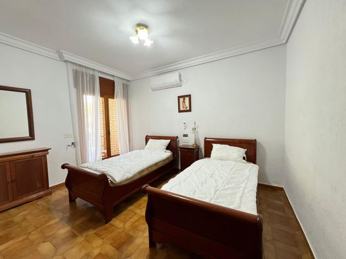Image No.38-4 Bed Villa for sale