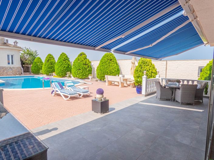 Image No.40-6 Bed Villa for sale