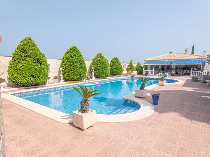 Image No.43-6 Bed Villa for sale