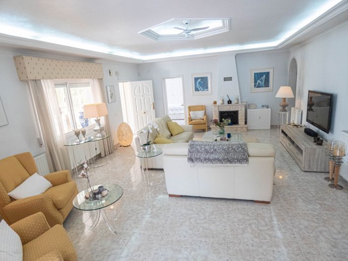 Image No.5-6 Bed Villa for sale