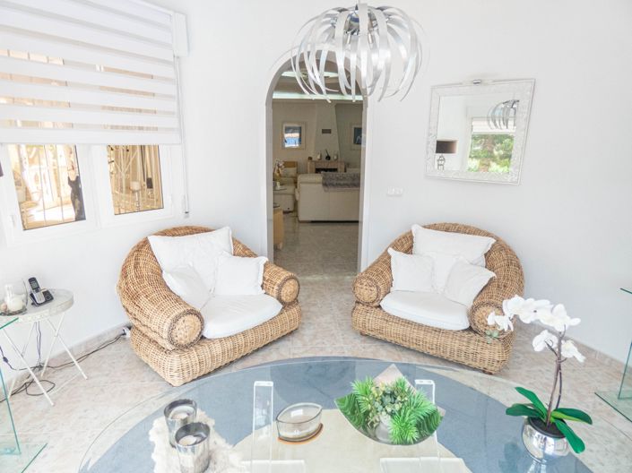 Image No.8-6 Bed Villa for sale