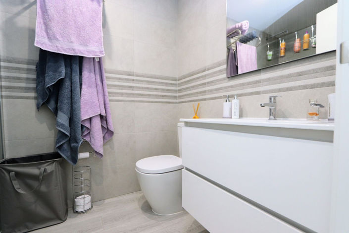 Image No.24-3 Bed Apartment for sale
