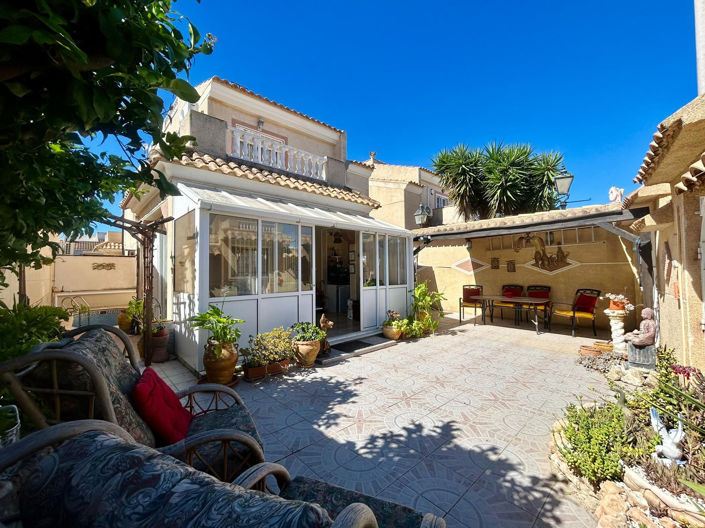 Image No.10-3 Bed Villa for sale