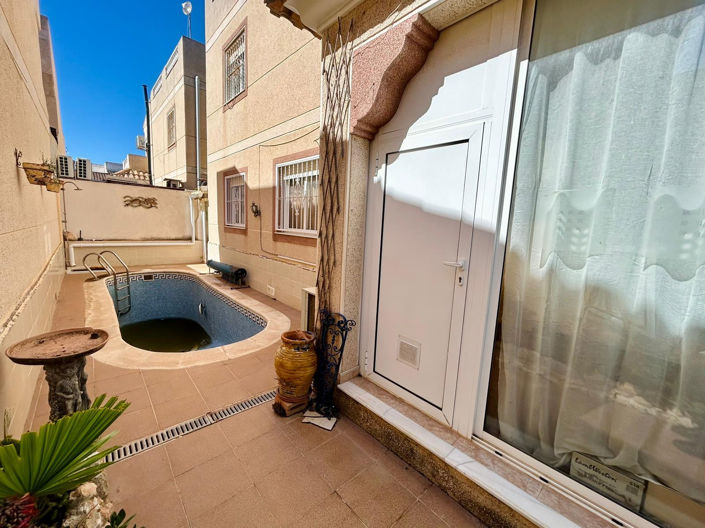 Image No.21-3 Bed Villa for sale