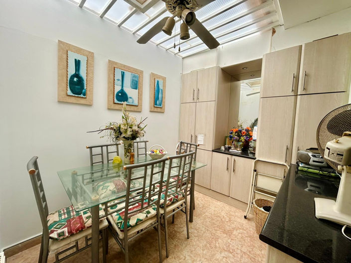 Image No.40-3 Bed Villa for sale