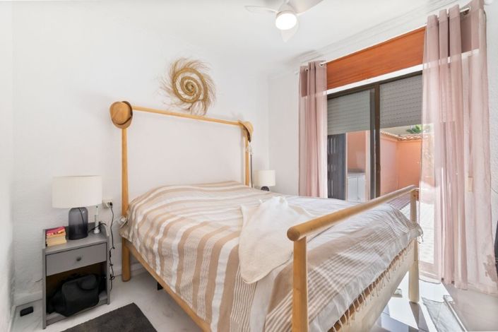 Image No.21-1 Bed Apartment for sale