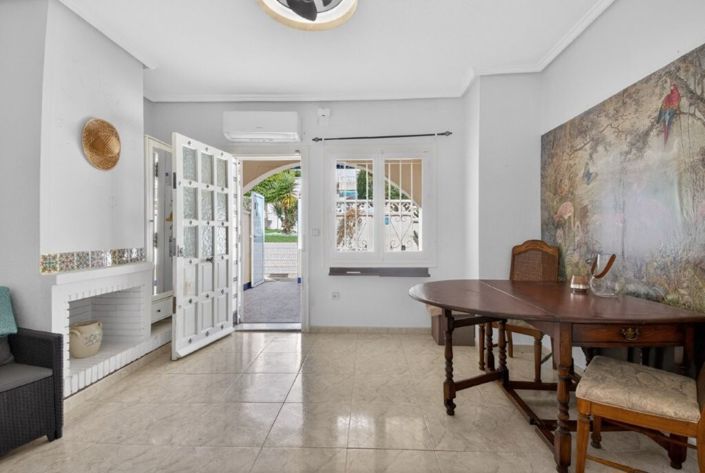 Image No.5-4 Bed Quad for sale