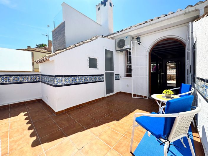 Image No.45-3 Bed Townhouse for sale