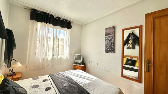 Image No.16-2 Bed Bungalow for sale