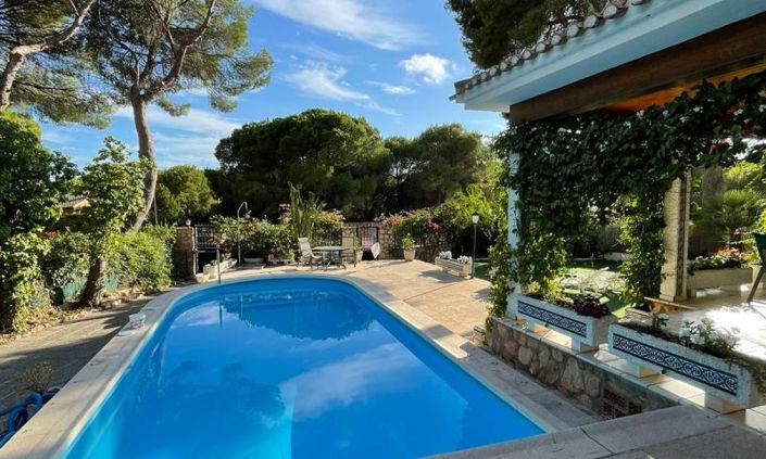 Image No.2-Villa de 6 chambres à vendre à Campoamor