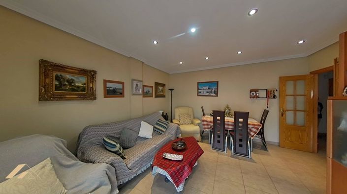 Image No.11-4 Bed Apartment for sale