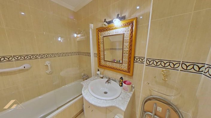 Image No.49-4 Bed Apartment for sale