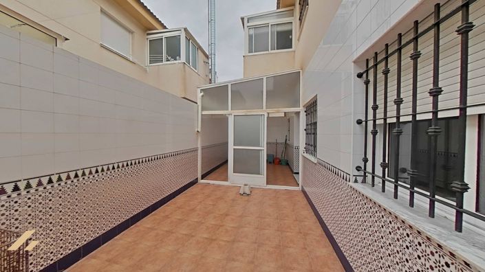 Image No.7-4 Bed Apartment for sale