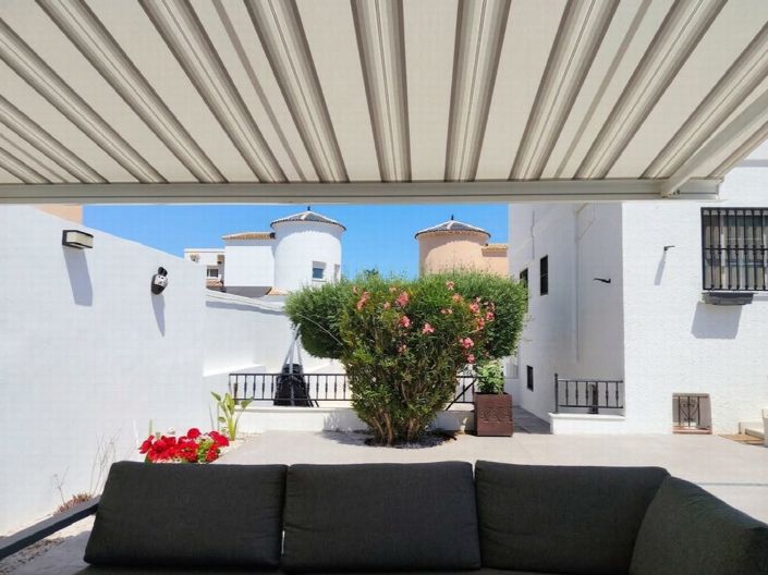 Image No.44-3 Bed Property for sale