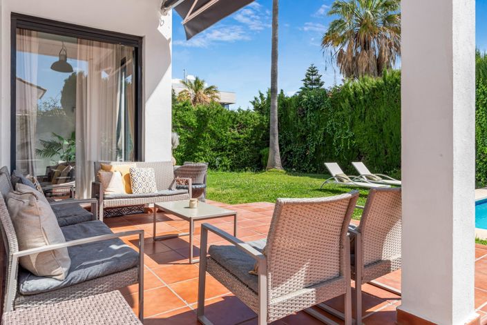 Image No.9-6 Bed Villa for sale