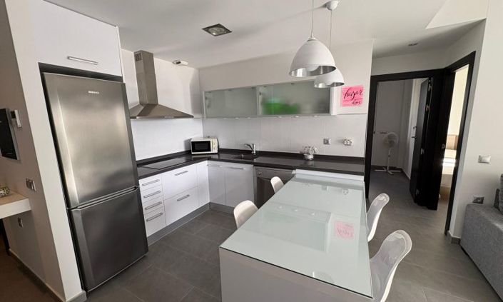 Image No.13-2 Bed House for sale