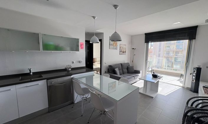 Image No.15-2 Bed House for sale