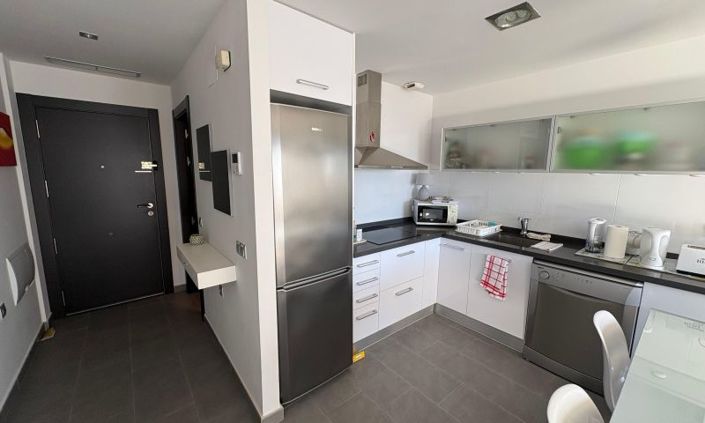 Image No.16-2 Bed House for sale