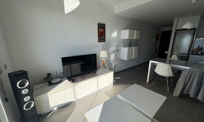 Image No.21-2 Bed House for sale