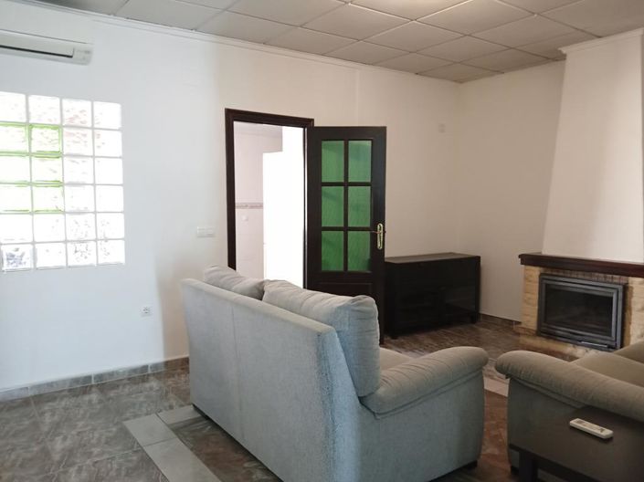 Image No.13-4 Bed House for sale