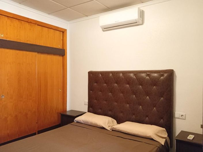 Image No.22-4 Bed House for sale