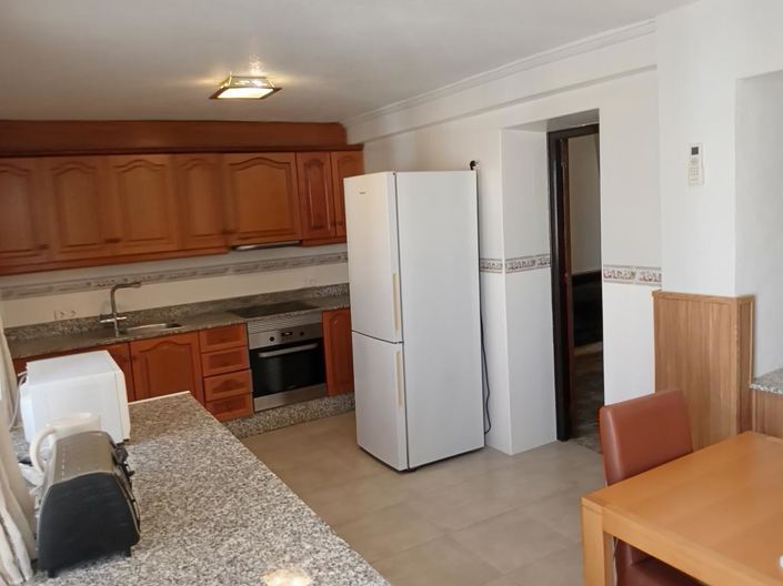 Image No.26-4 Bed House for sale