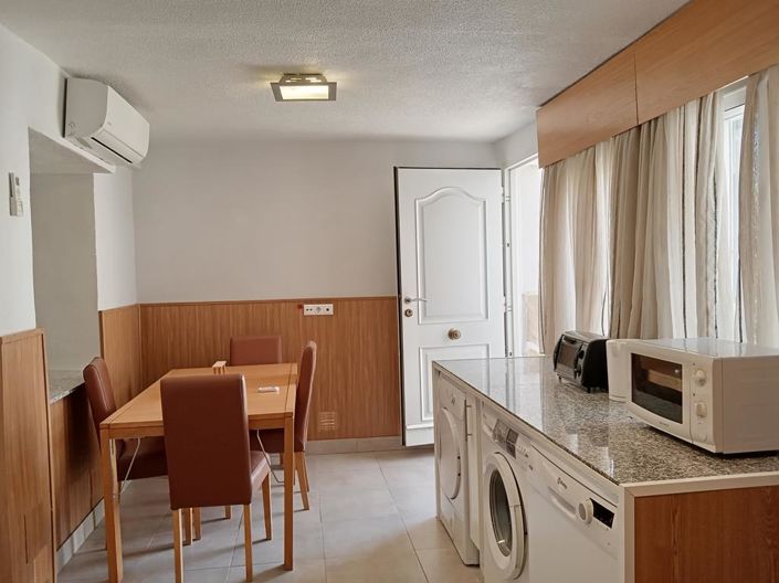 Image No.31-4 Bed House for sale