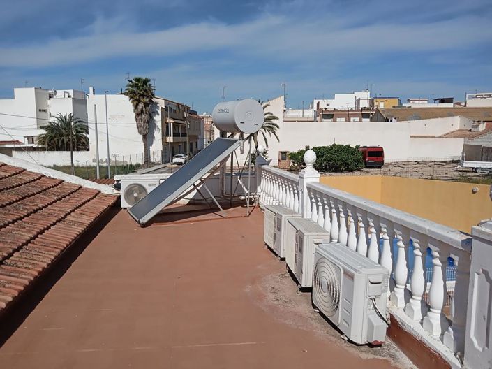 Image No.50-4 Bed House for sale