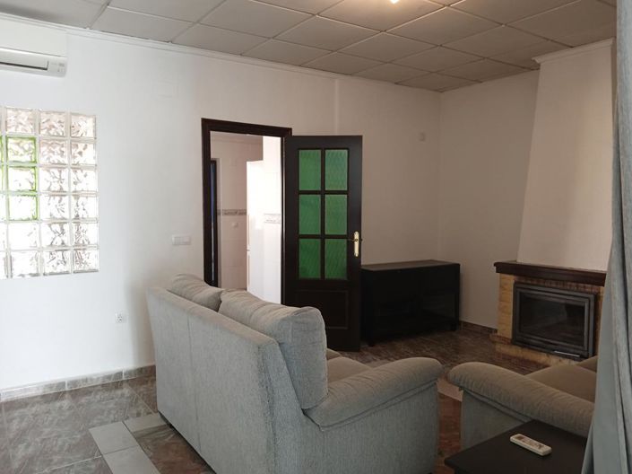 Image No.6-4 Bed House for sale