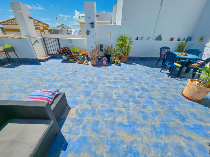Image No.25-2 Bed Apartment for sale