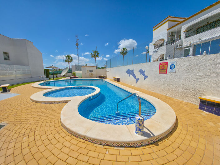 Image No.29-2 Bed Apartment for sale