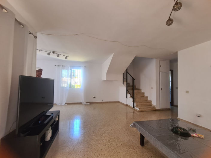 Image No.3-3 Bed Villa for sale