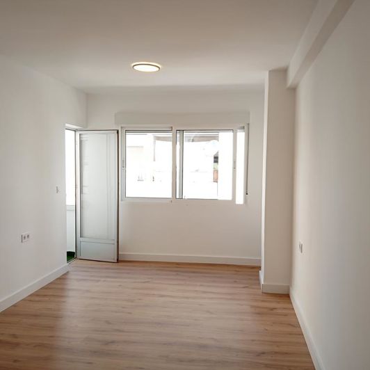 Image No.14-3 Bed Apartment for sale