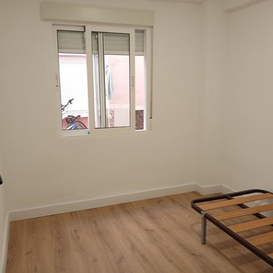 Image No.25-3 Bed Apartment for sale