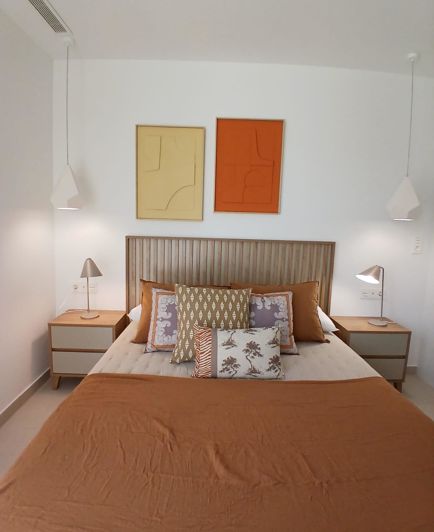 Image No.9-3 Bed House for sale