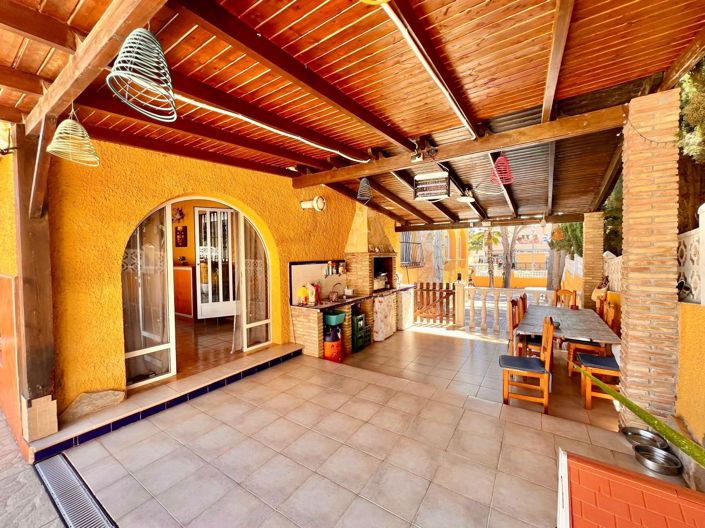 Image No.17-2 Bed Villa for sale