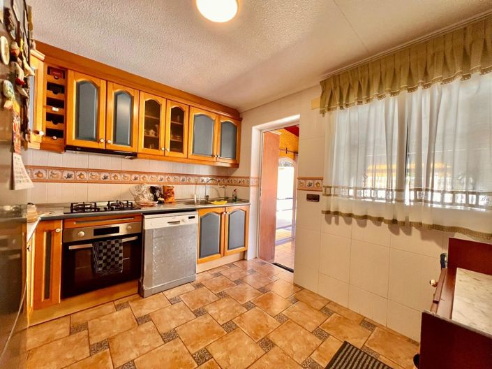 Image No.29-2 Bed Villa for sale