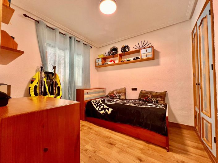 Image No.33-2 Bed Villa for sale