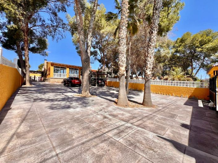 Image No.8-2 Bed Villa for sale