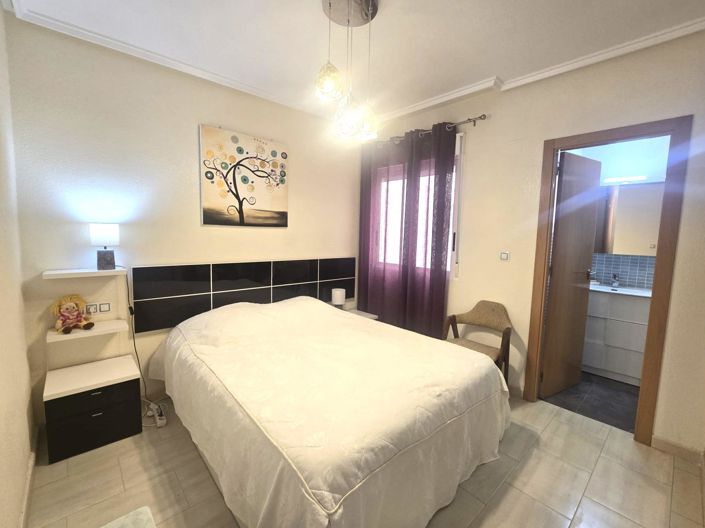 Image No.19-2 Bed Apartment for sale