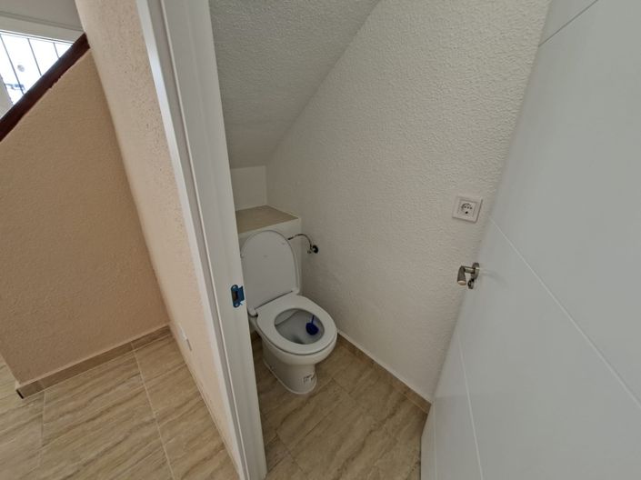Image No.8-1 Bed Townhouse for sale